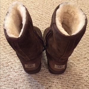Ugg Boots Big Girl Size 3 (Woman's 5)